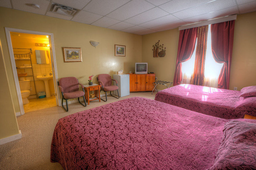 Villa Maria Country Inn Acheson Екстер'єр фото
