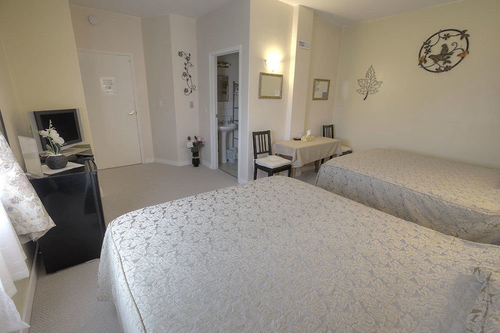 Villa Maria Country Inn Acheson Екстер'єр фото