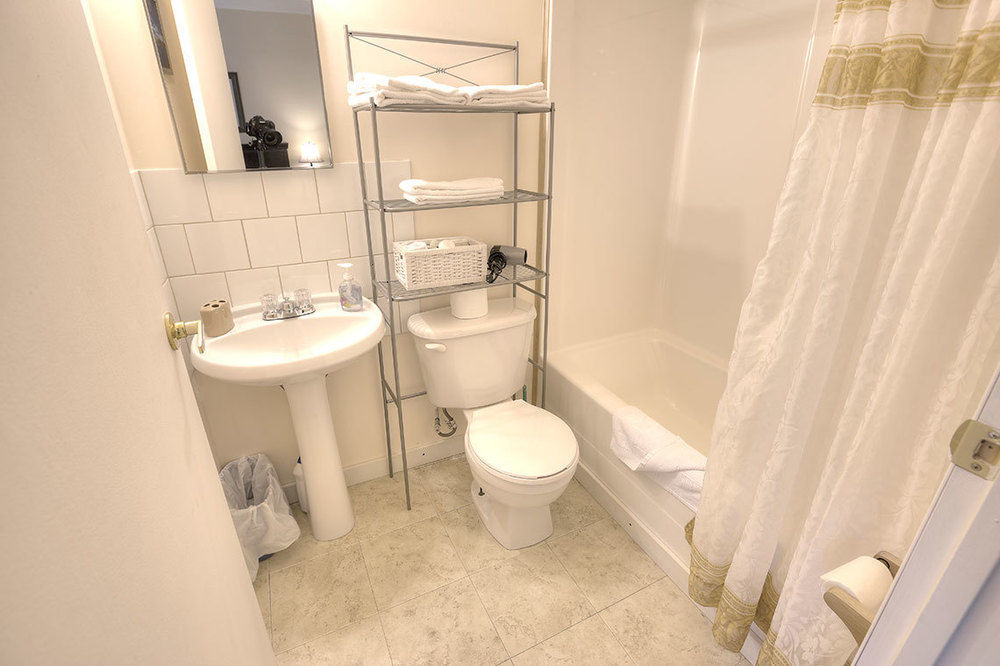 Villa Maria Country Inn Acheson Екстер'єр фото